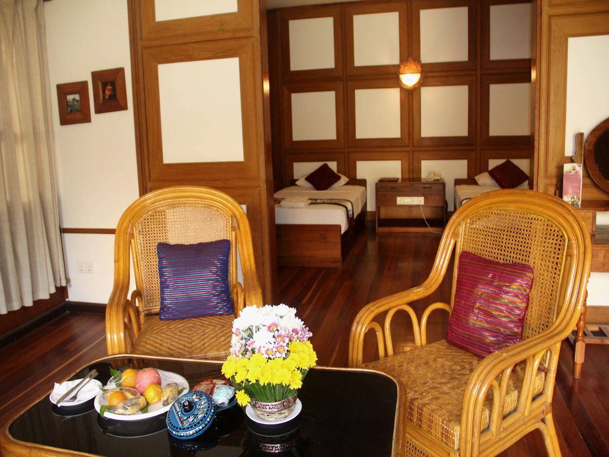 Bagan Hotel River View Bagian luar foto
