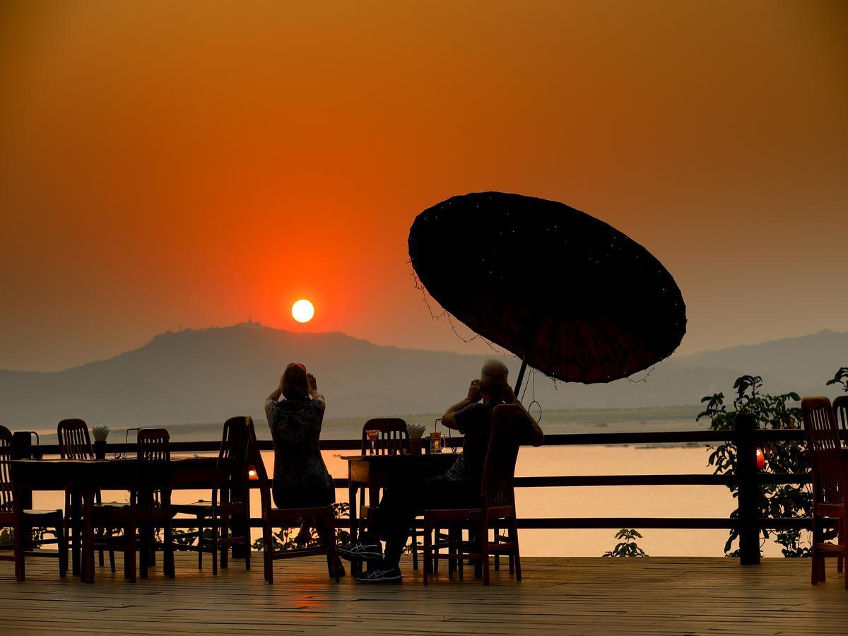 Bagan Hotel River View Bagian luar foto