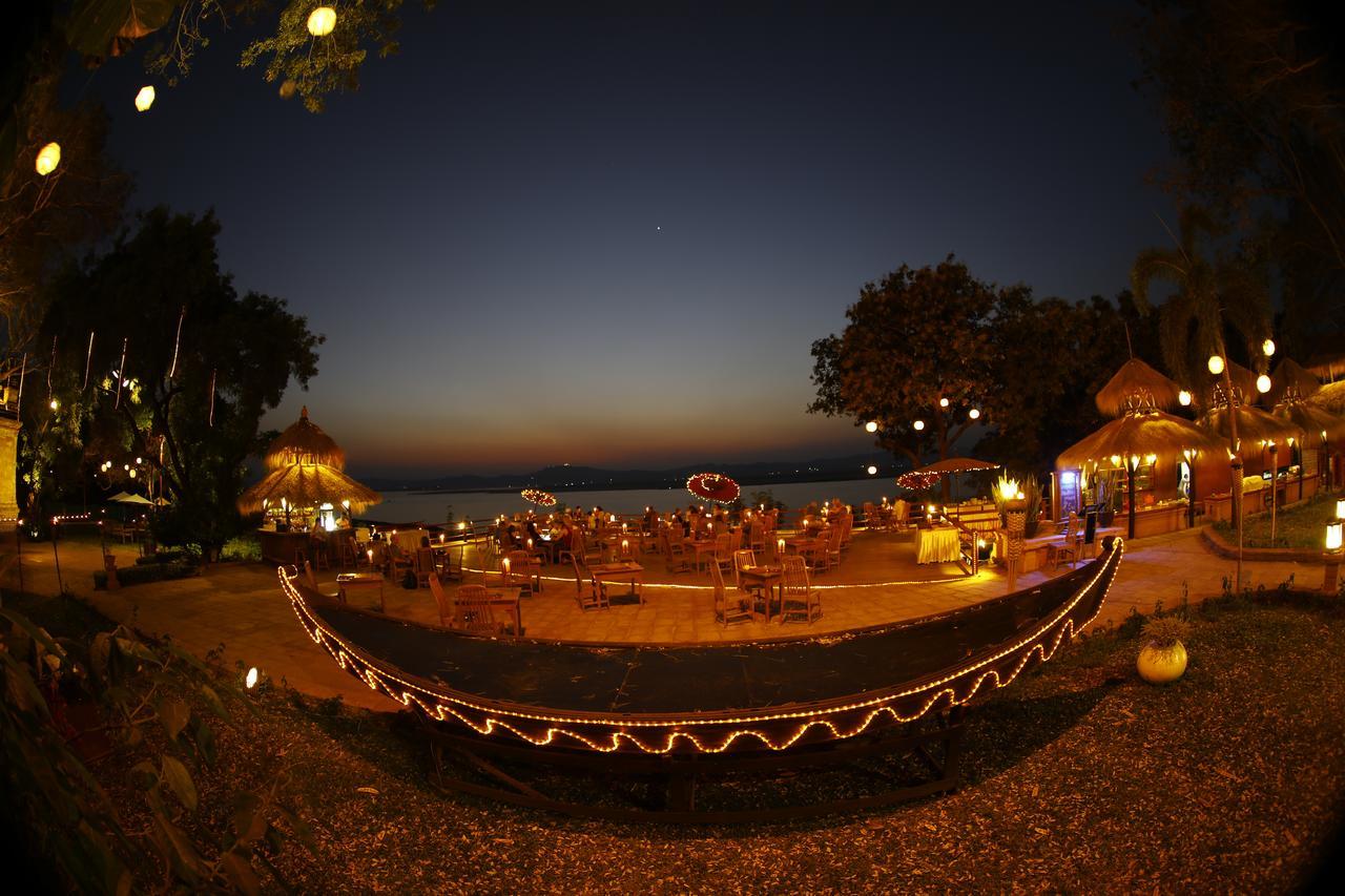 Bagan Hotel River View Bagian luar foto
