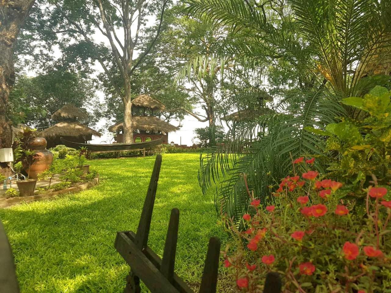 Bagan Hotel River View Bagian luar foto