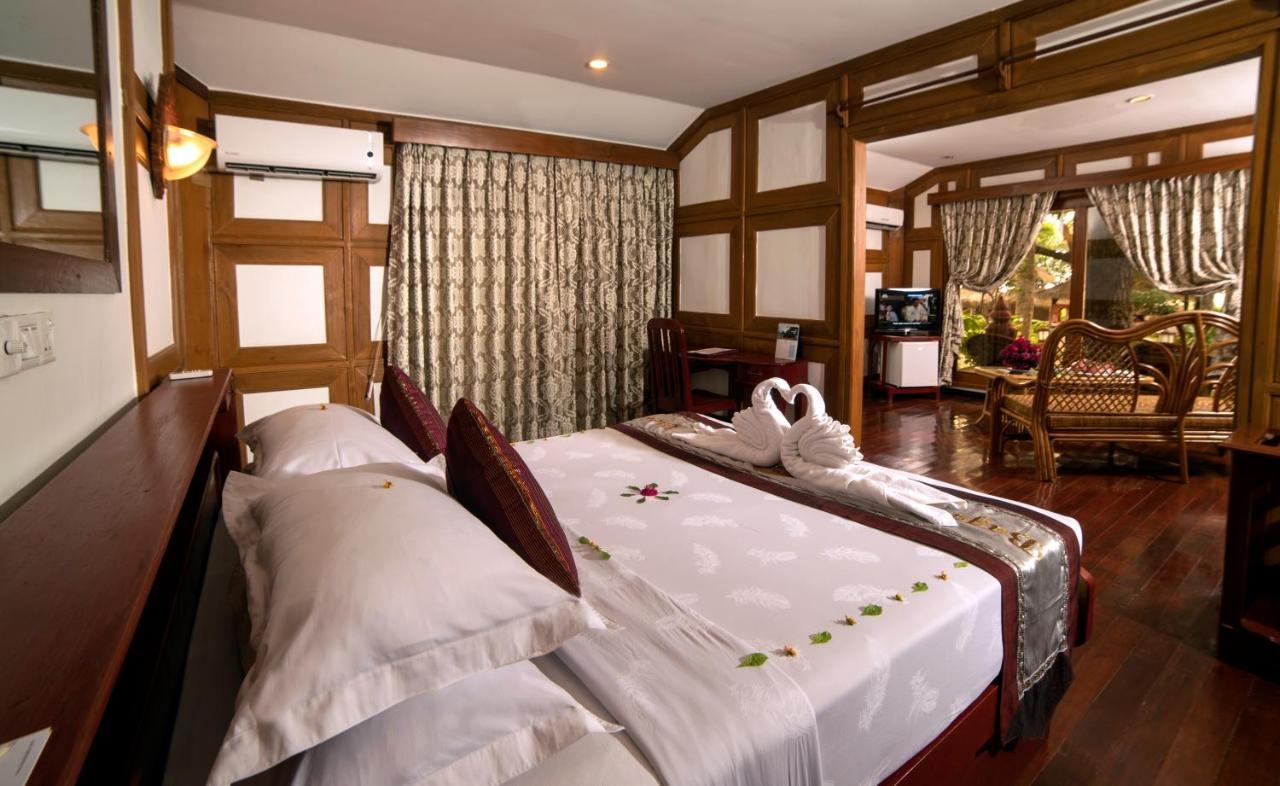 Bagan Hotel River View Bagian luar foto