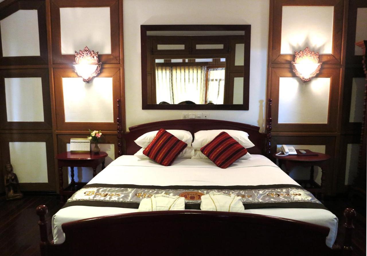 Bagan Hotel River View Bagian luar foto
